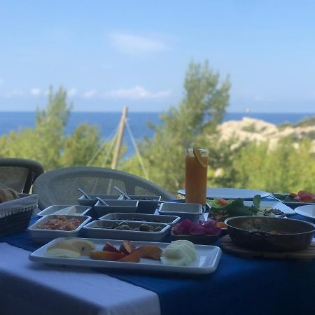 Rocas Roja Beach Hotel ファラリア エクステリア 写真