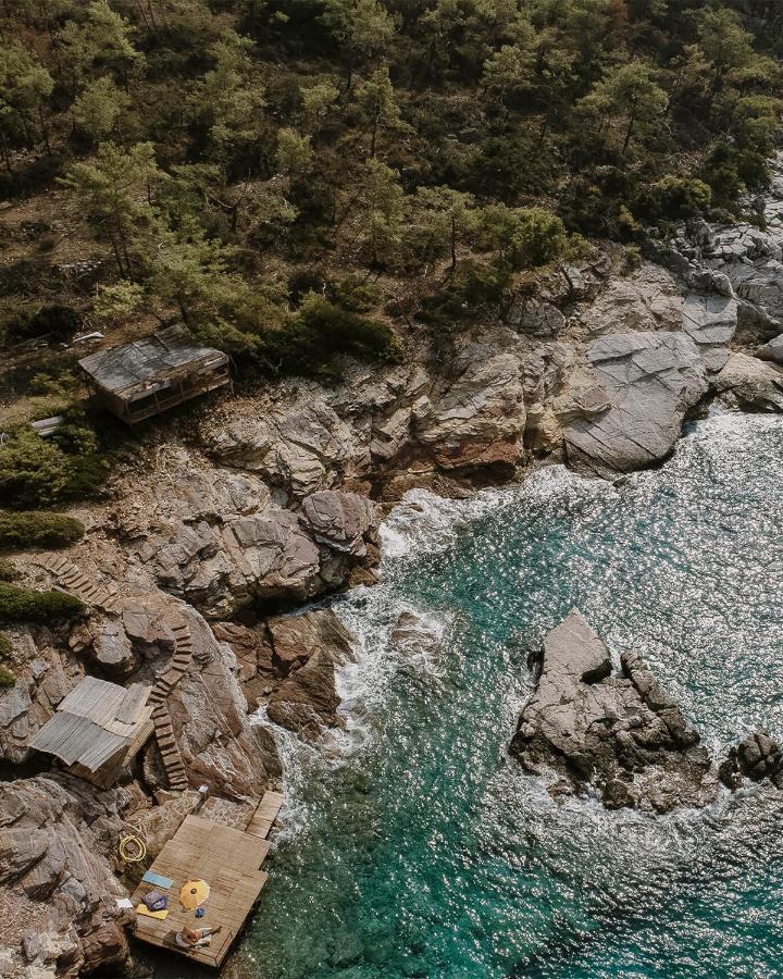 Rocas Roja Beach Hotel ファラリア エクステリア 写真