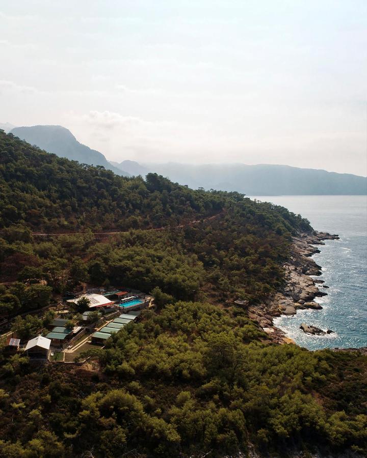 Rocas Roja Beach Hotel ファラリア エクステリア 写真